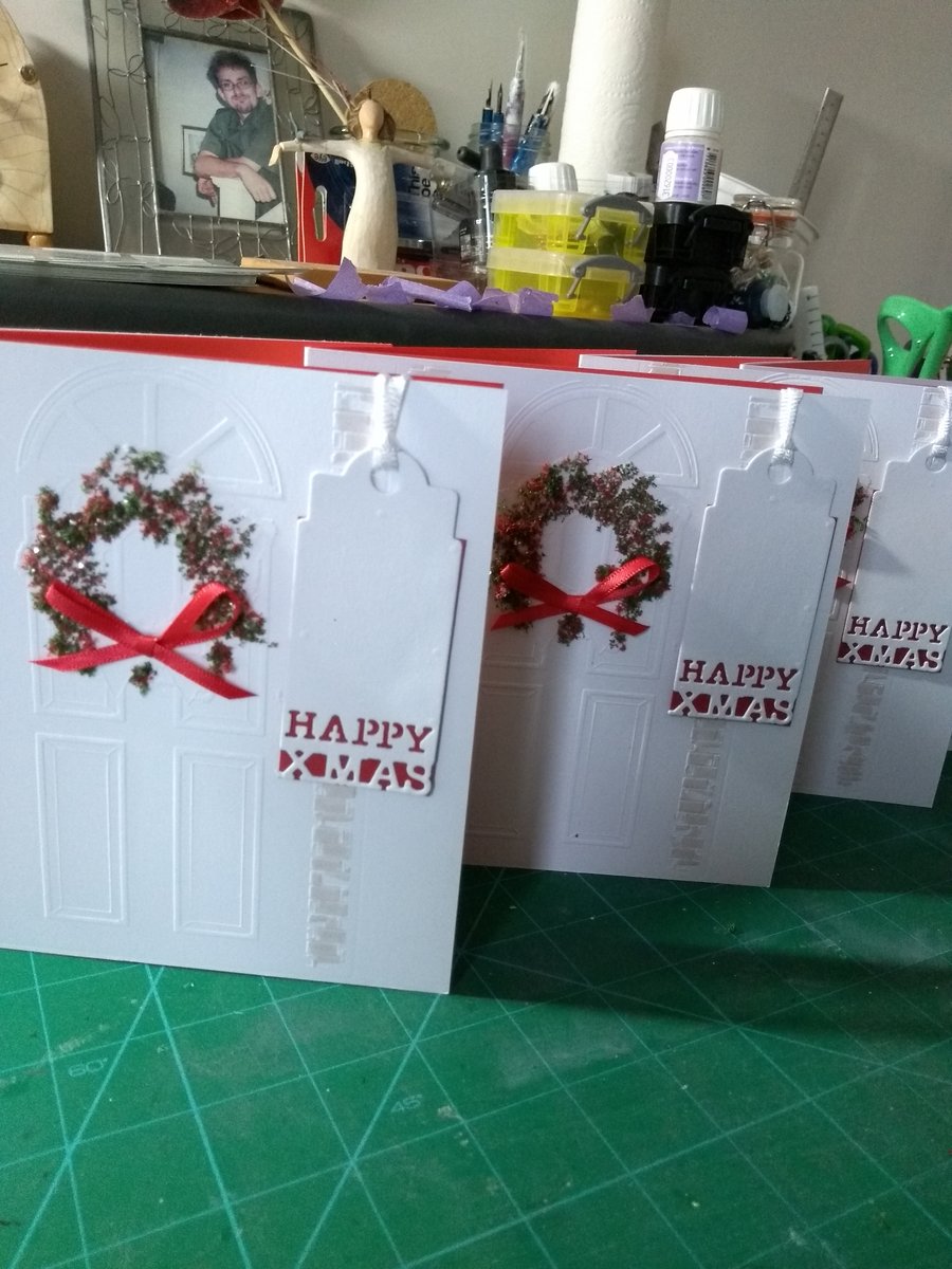 Pack of 4 same design door Christmas cards