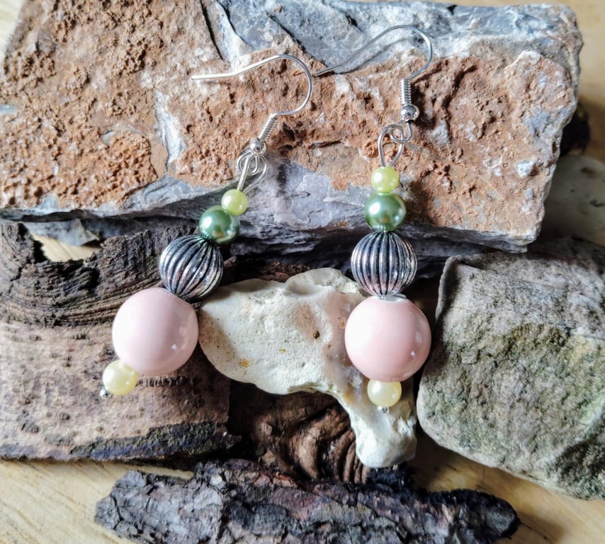 Hook earrings with multicoloured beads - dangle drop style