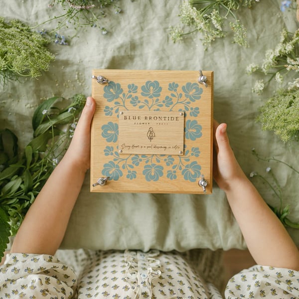 Heirloom Wooden Flower Press in Folksy Floral - Botanical Press - Herbarium Pres