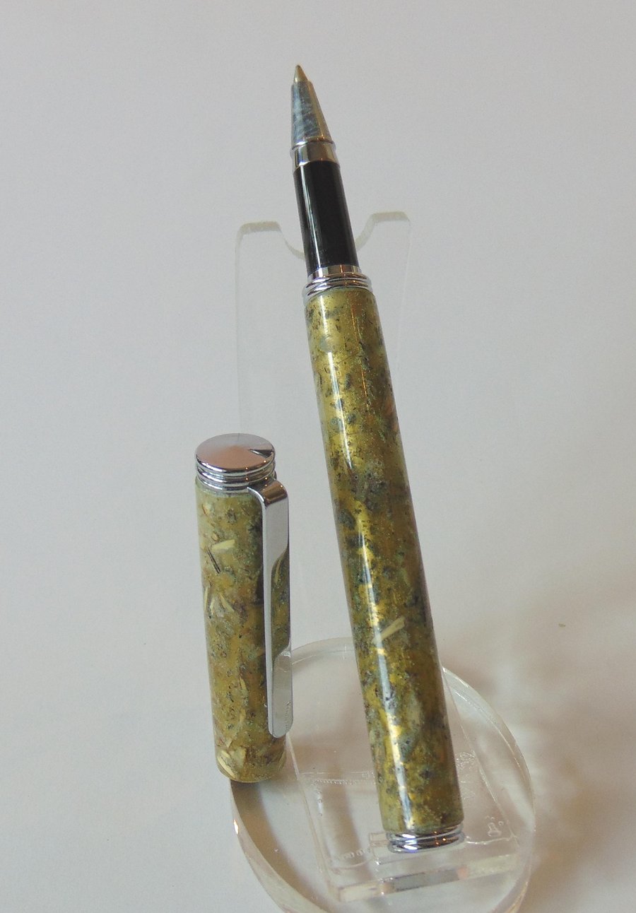 Green Fairy Classic Fountain Pen (1)