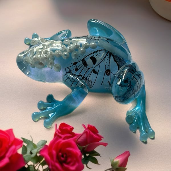 Handmade Blue Resin Frog with Butterfly – Pearl Filled Frog Ornament –