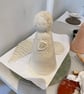 Porcelain Angel sculpture with red heart - Image 5