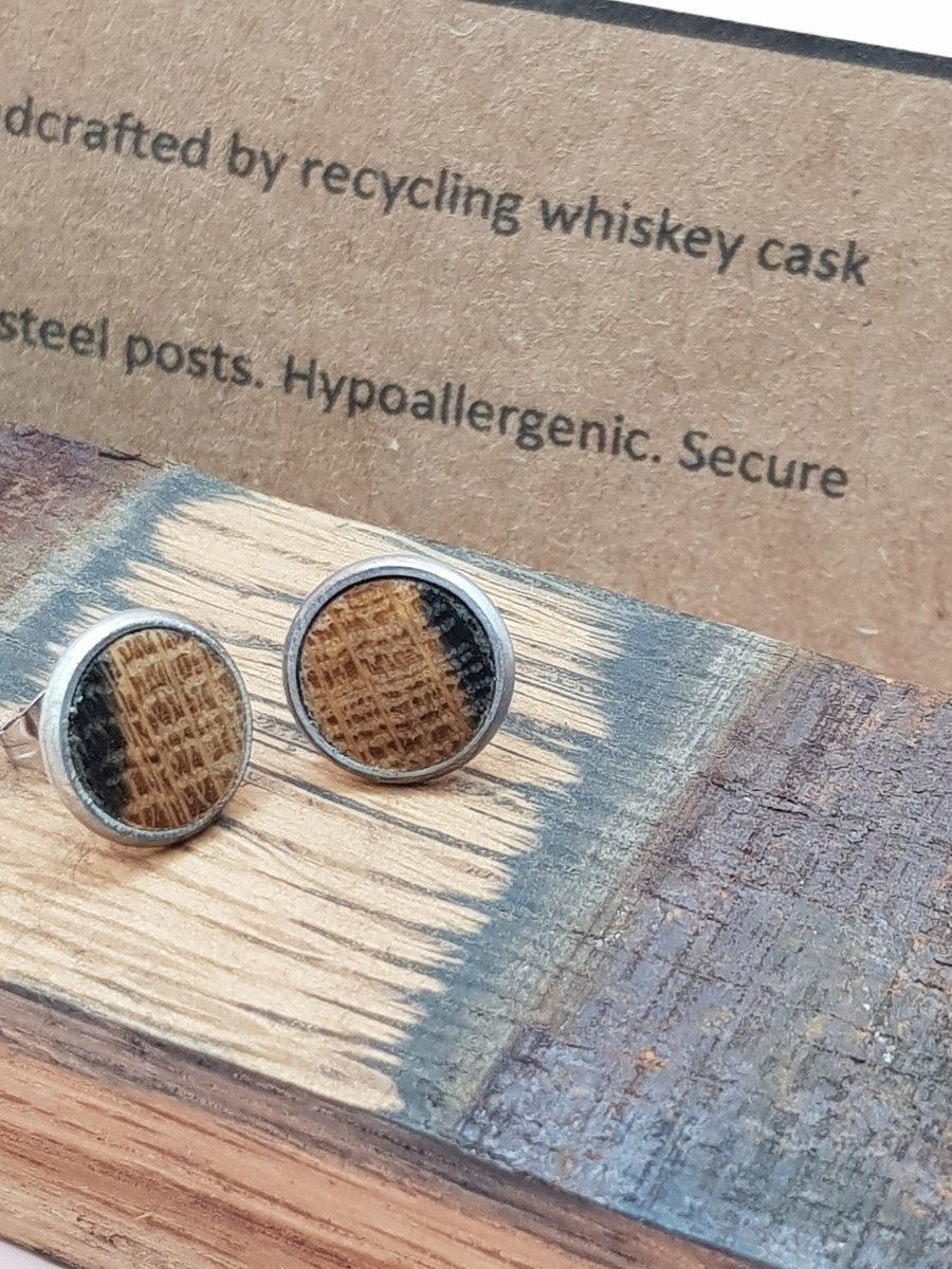 Flat circle stud earrings. Upcycled oak whiskey staves, wooden earrings. 