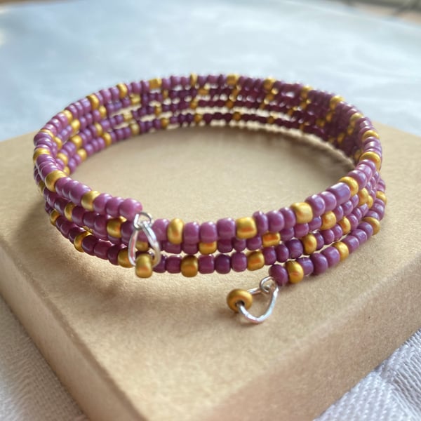 Burgundy & Gold memory wire bracelet 