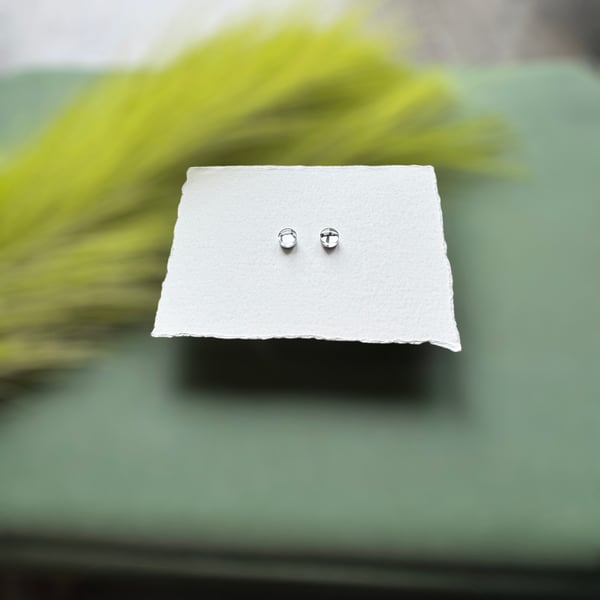 Silver Acrylic Micro Circle Stud Earrings