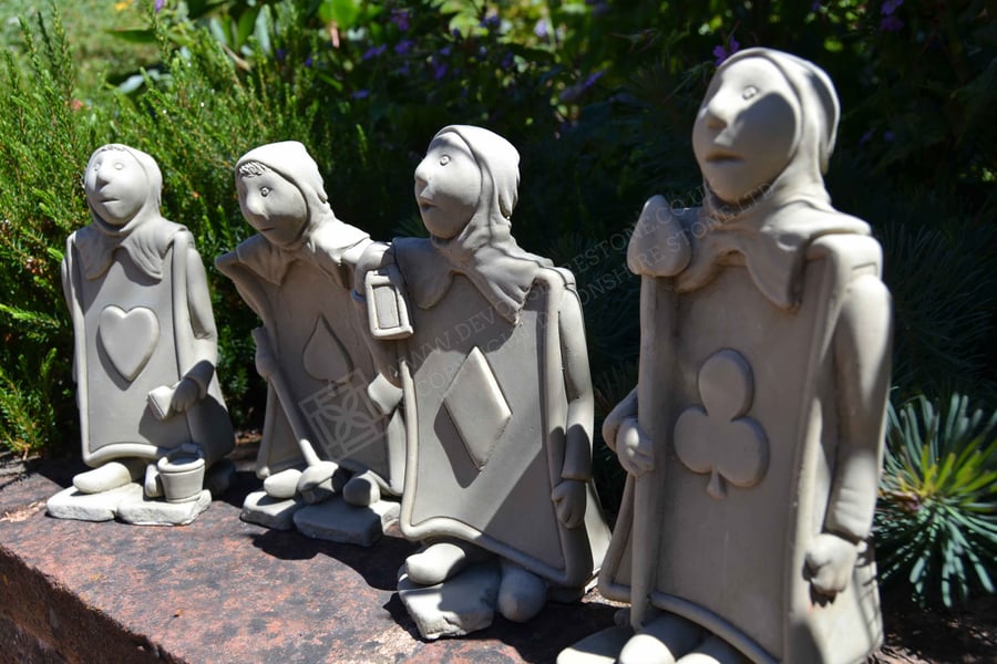 Alice in Wonderland Trumps Set of 4 Garden Ornament
