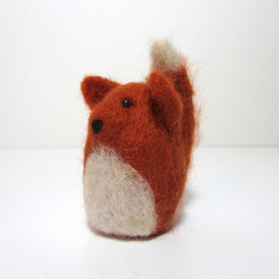 Fox - Complete with Box and Bedding 