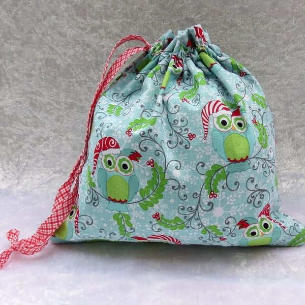 Drawstring bag, drawstring pouch, Christmas, 26cm x 25cm, owls