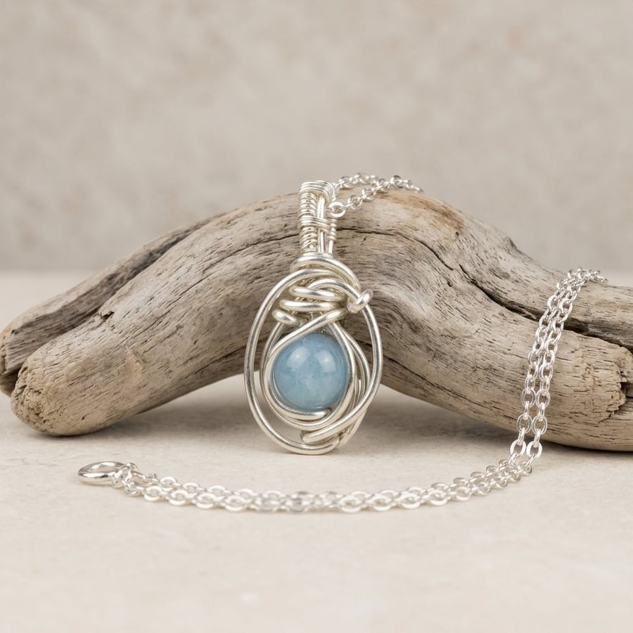 Wire Work Aquamarine Necklace