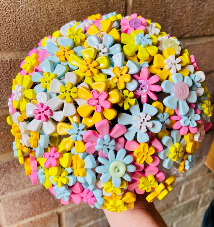Flower button posy in pastel colours