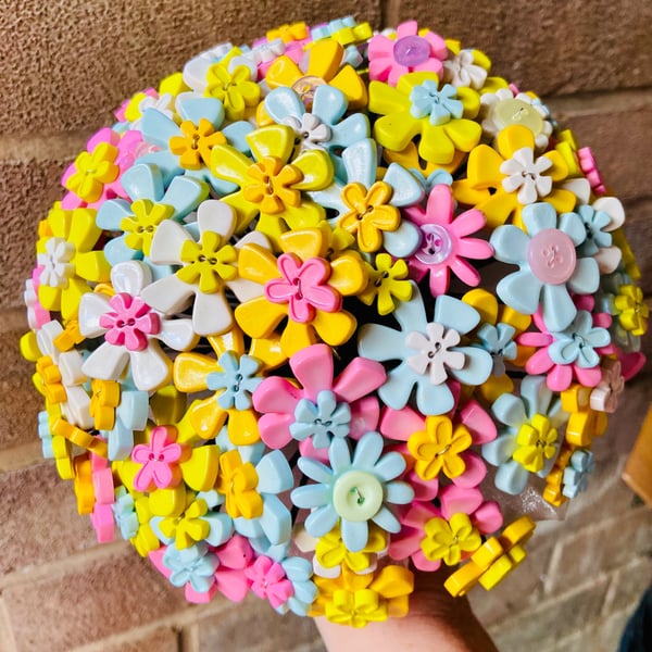 Flower button posy in pastel colours