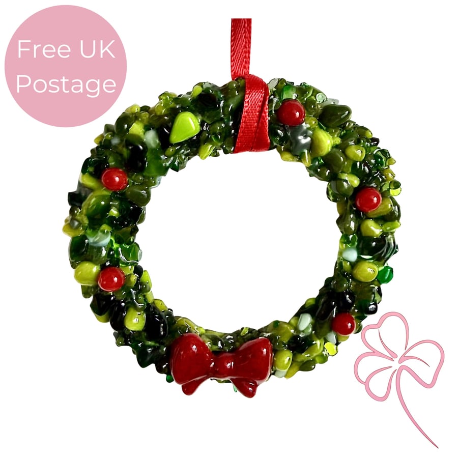 Fused Glass Christmas Wreath Hanging Decoration - Deep Red Bow