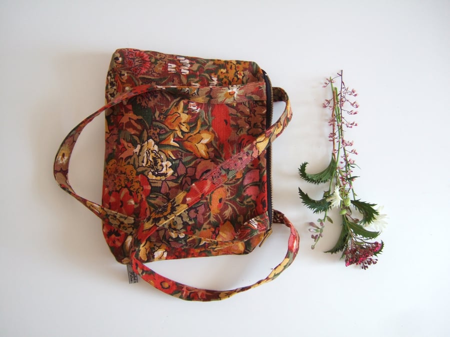 Vintage Liberty fabric zip up handbag or shoulder bag