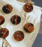 15mm 24L Tortoise Shell (polyester) x 6 Buttons - Image 5