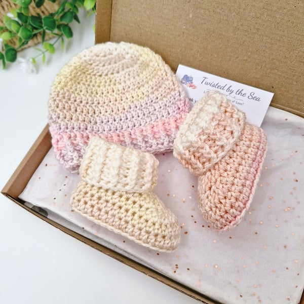 Custard Pie Crochet Baby Hat & Booties Set - Newborn & 0-3 Months