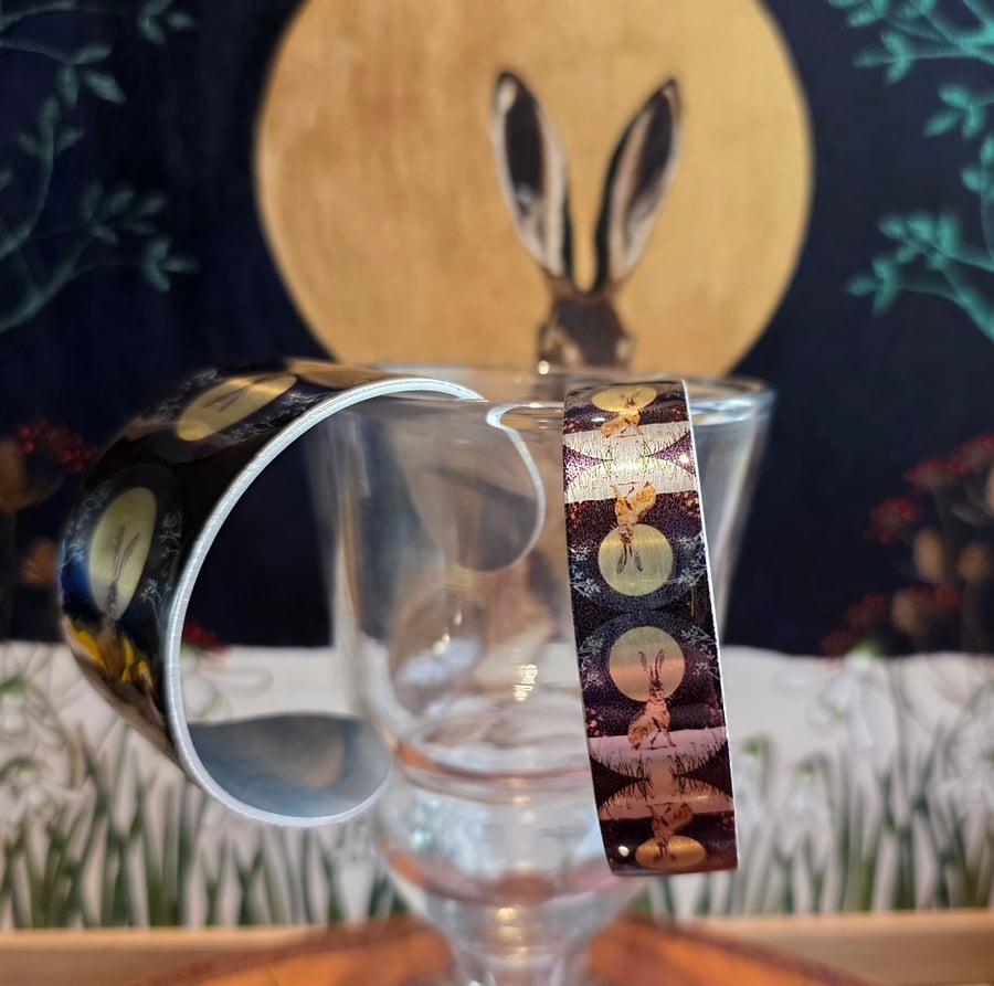 Hare & Snowdrops Narrow Aluminium Cuff 