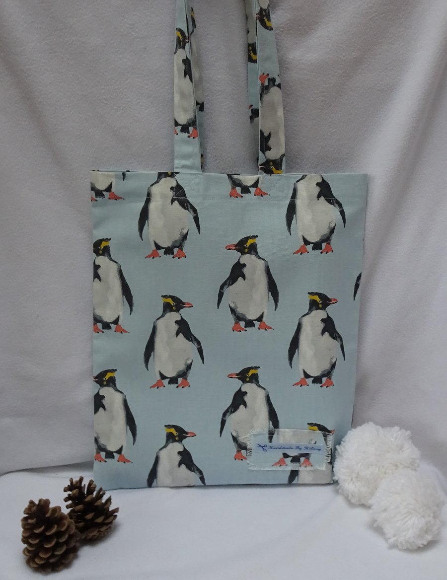 Macaroni penguin Small Shopper