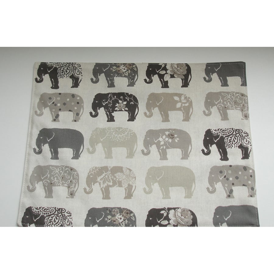 Large Elephant Placemat Grey Elephants