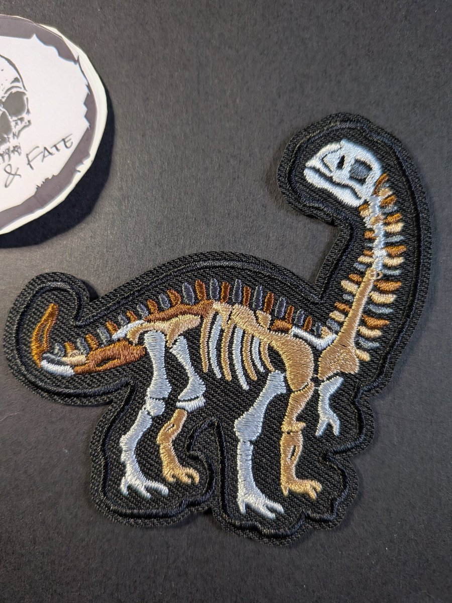 Dinosaur skeleton - Embroidered Iron on Patch