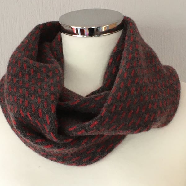 Snood merino lambswool circle scarf graphite grey and berry red dots