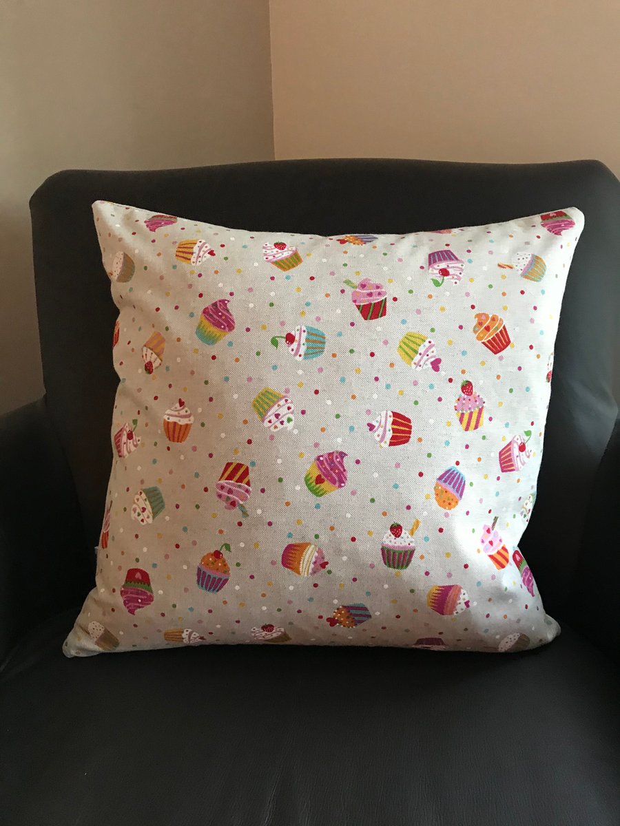 Square Cushion cover only Muffin designs ( cup cakes ) 45cm x 45cm