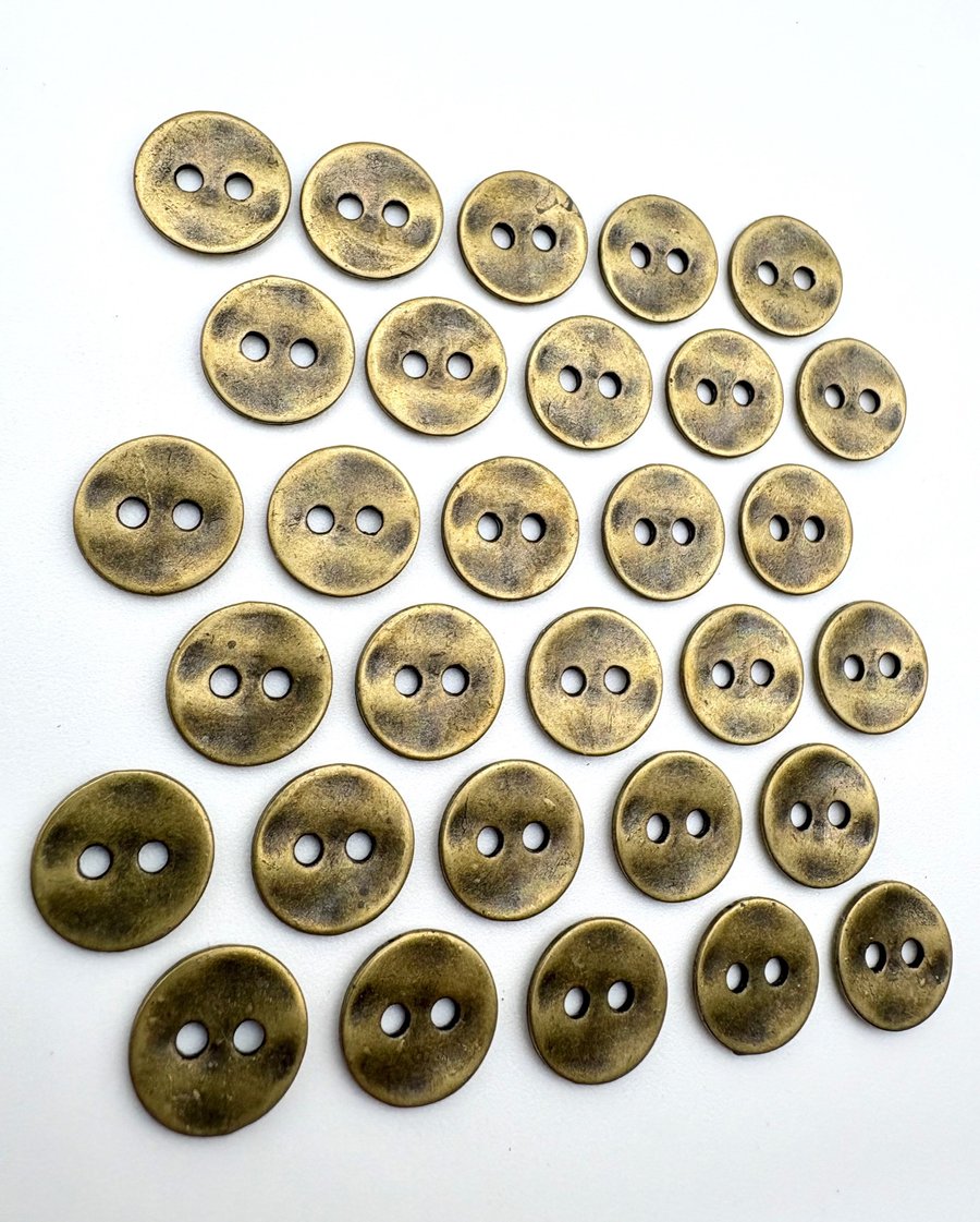 30 Metal Buttons, Old Gold Colour, Small 11mm Wide, Aged Finish, LARP, Cosplay