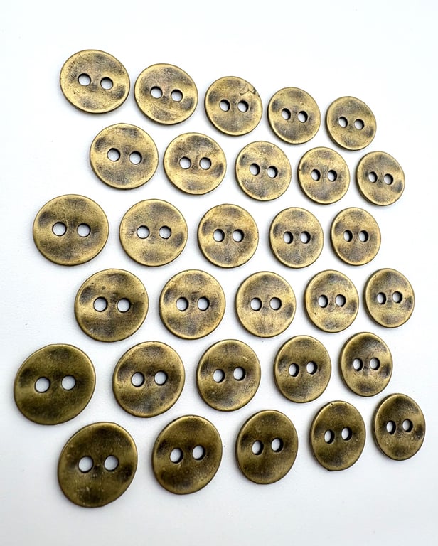 30 Metal Buttons, Old Gold Colour, Small 11mm Wide, Aged Finish, LARP, Cosplay
