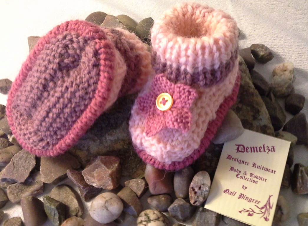 Designer Luxery 'Jaeger'  Pure Merino Wool Yarn  Girls Booties 0-3 months