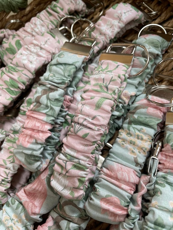 Floral Wrist keychains 