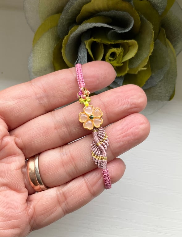 Handmade macrame woven women's bracelet 