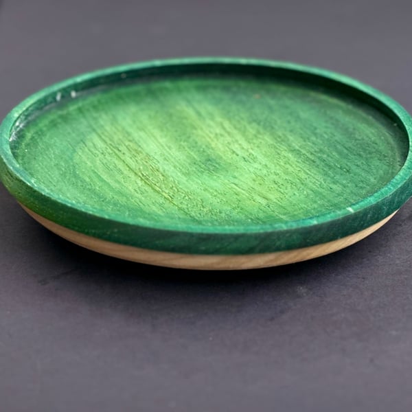 Small coloured boxwood platter