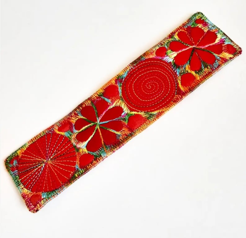 Bookmarks - Textile with Machine Embroidery Bookmark