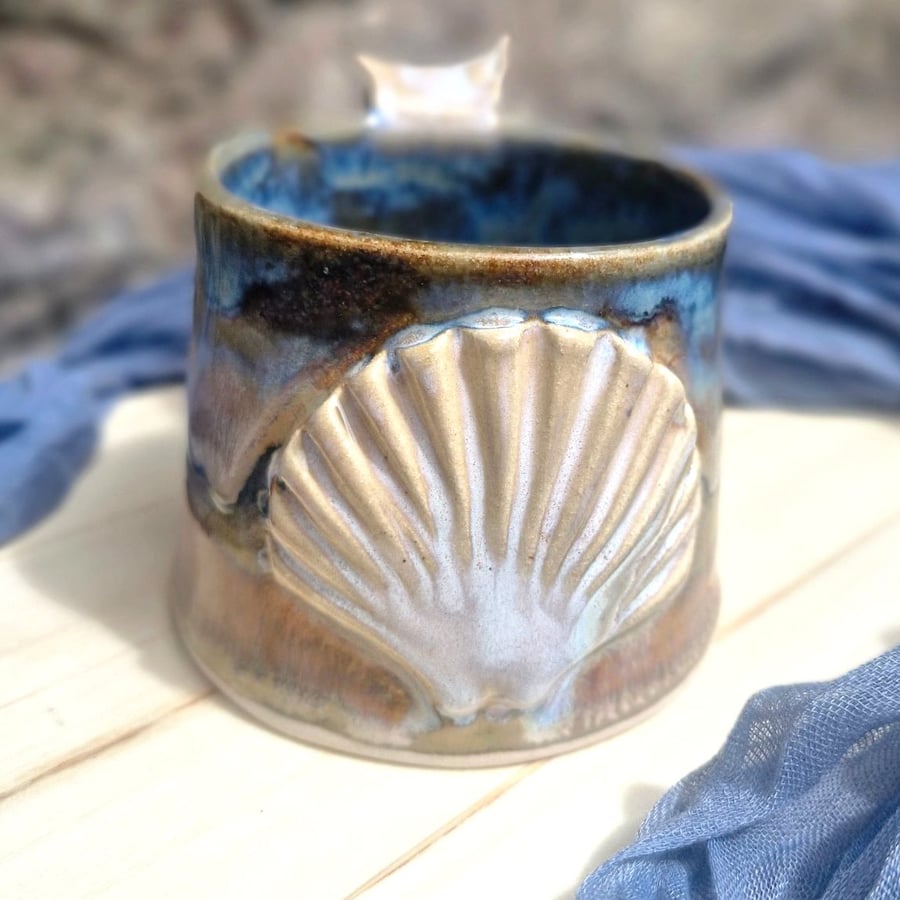 Handmade Clam Shell Mug