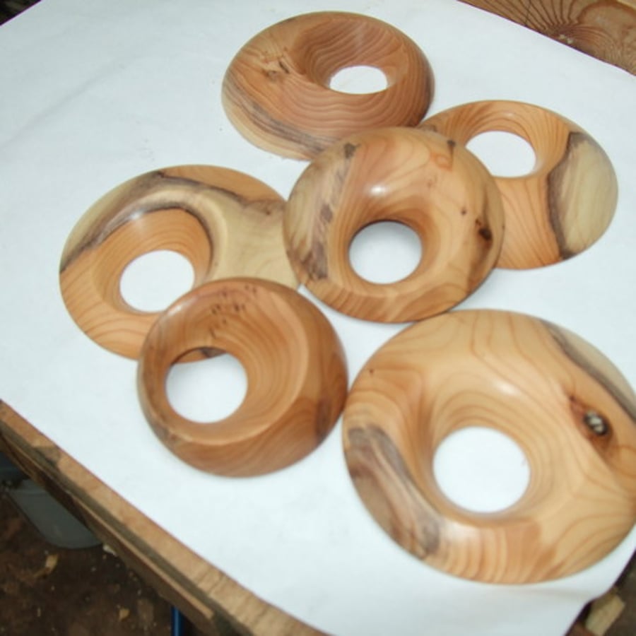  Pendant English yew