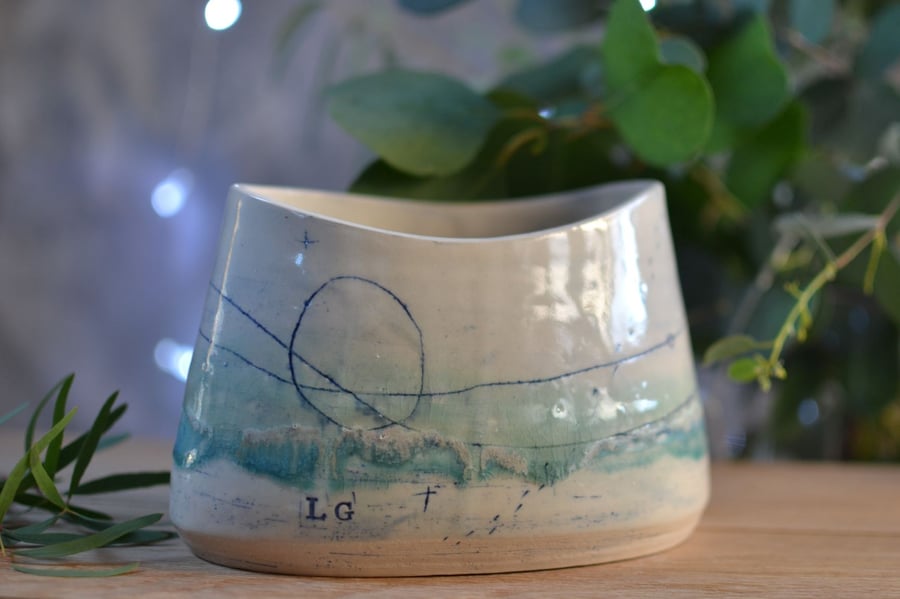 Large oval pot - Seascape, Beautifully glazed in sea tones (2)