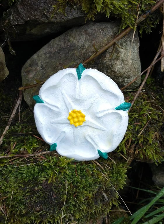 Cast Iron Yorkshire Rose Hanger, White Rose, 6th Iron Wedding Anniversary Gift