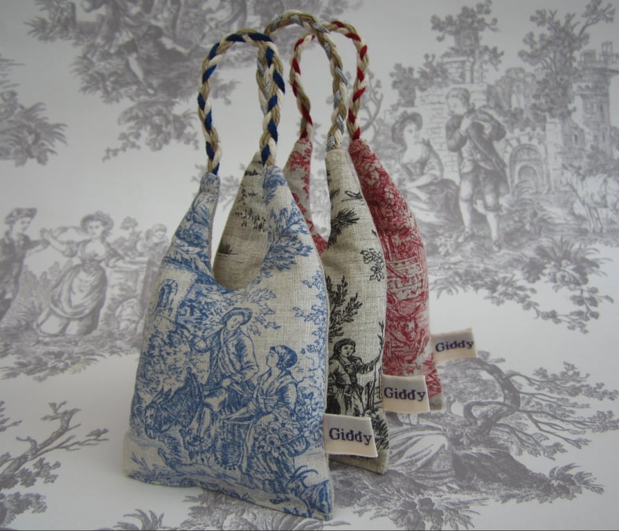 Toile de Jouy Hanging Lavender Bag