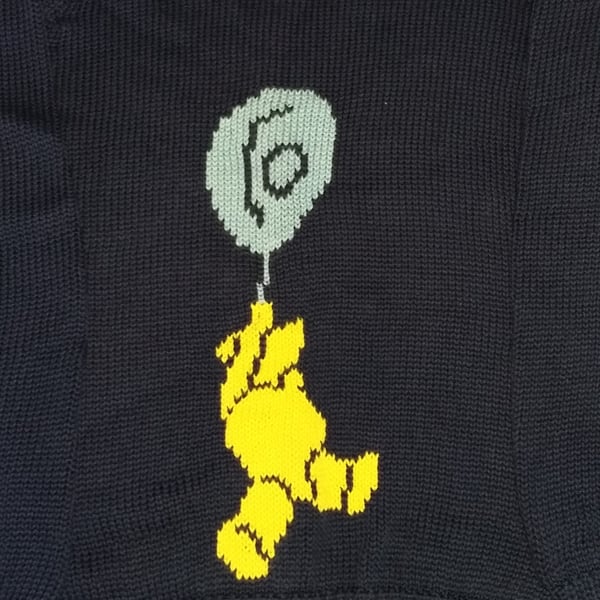 Jumper with a teddy bear and balloon motif