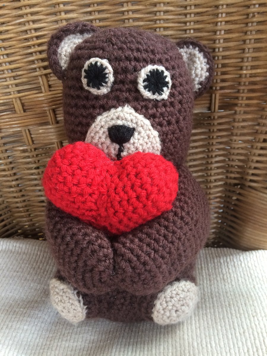 Gorgeous crocheted teddy bear