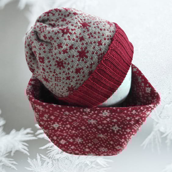 Snowflakes red and Silver Grey Merino Wool Snood, Cowl. 