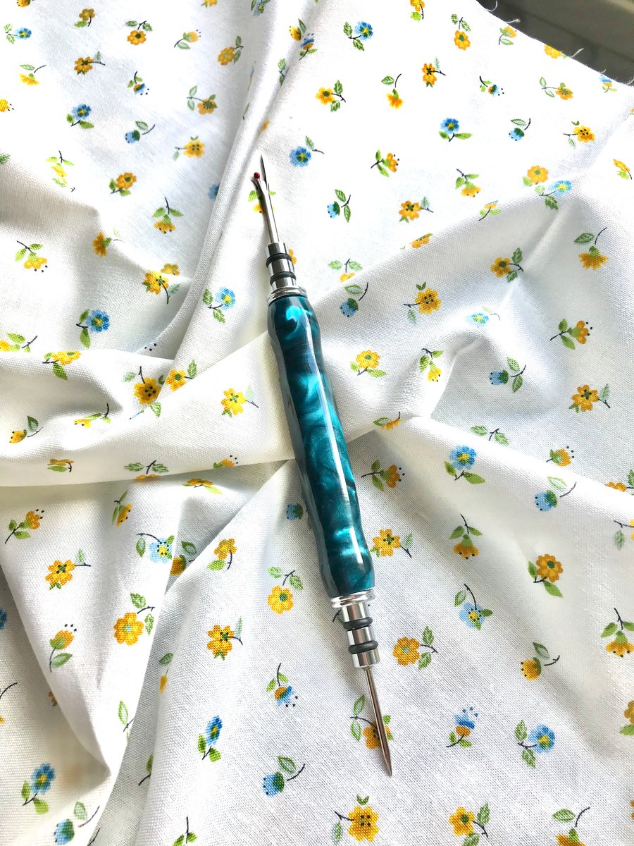 Hand-turned acrylic seam ripper with stiletto