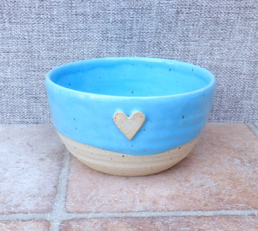 Soup, cereal, noodle, rice serving bowl dish hand thrown stoneware pottery heart