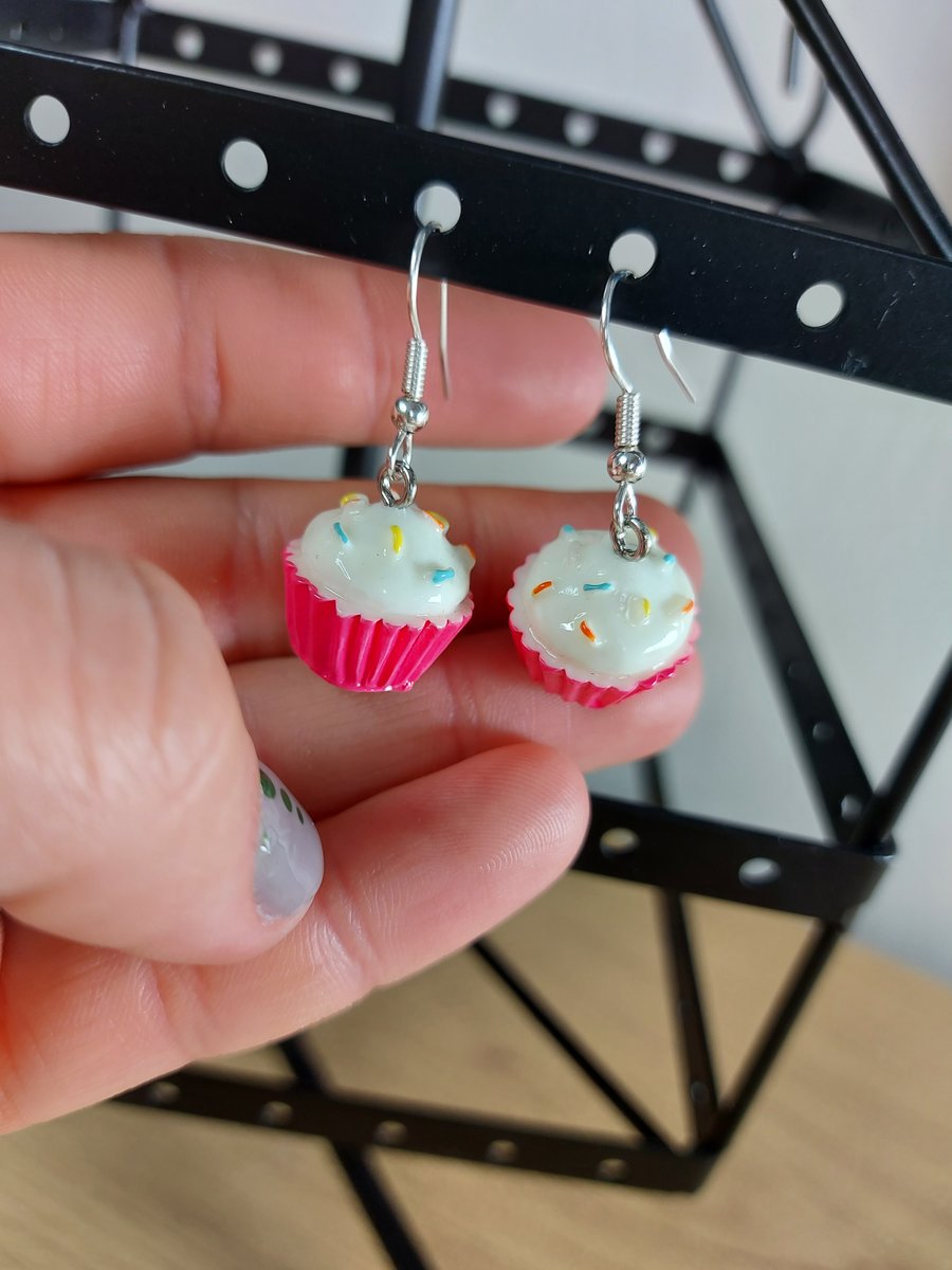 Pink cupcake earrings 