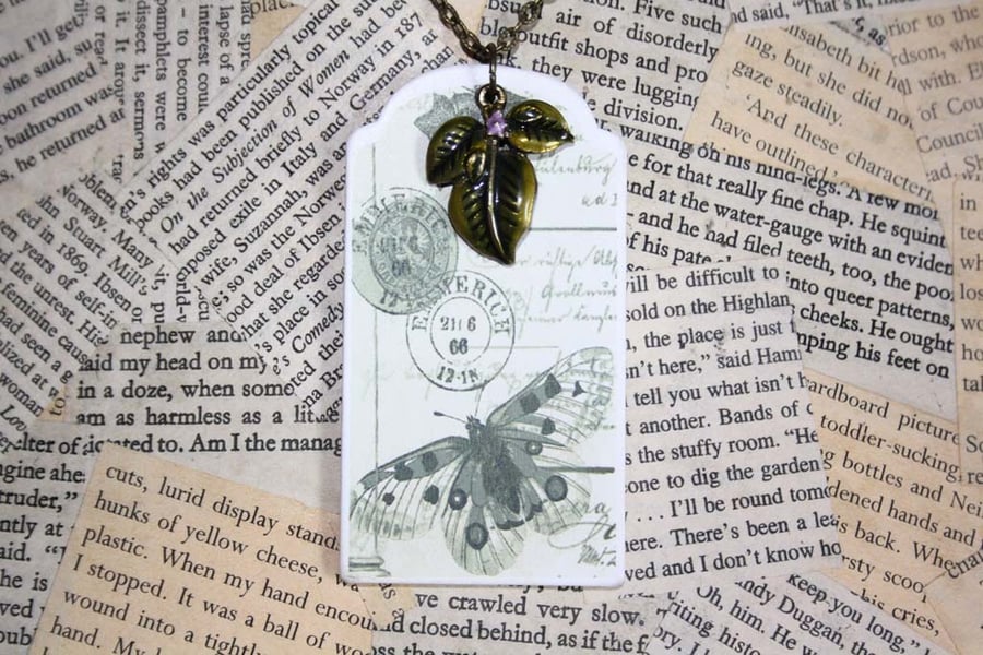 Butterfly Luggage Tag Leaf Necklace
