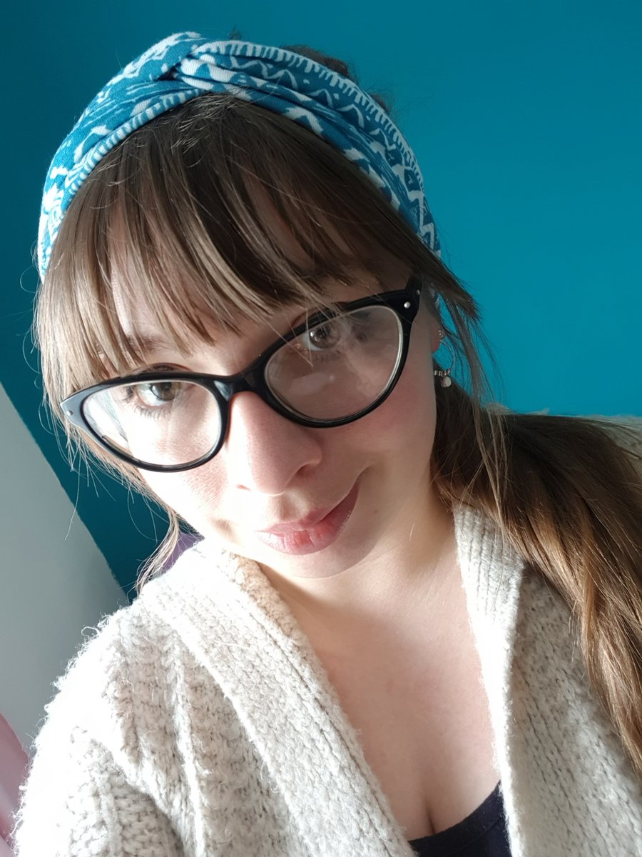 Blue-green patterned head band 