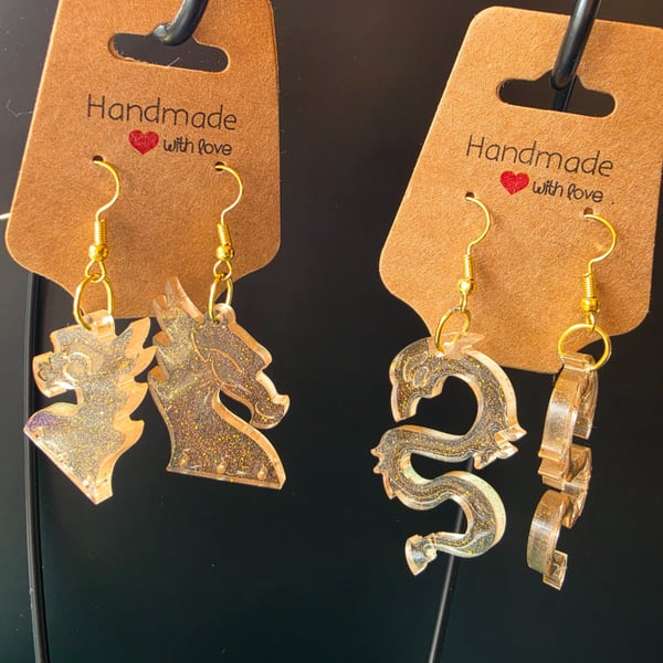 2 pairs dragon dangling earrings 