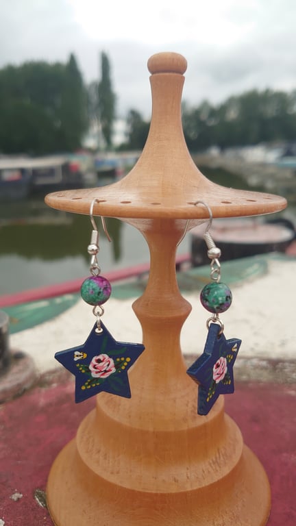 Canal Art Rose Earrings on Wooden Stars 