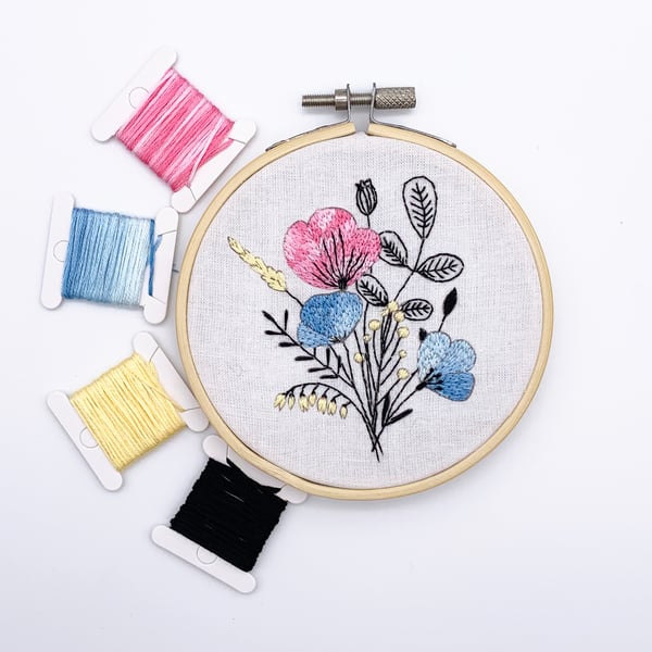 Floral Embroidery Kit - Hand Embroidery Kit