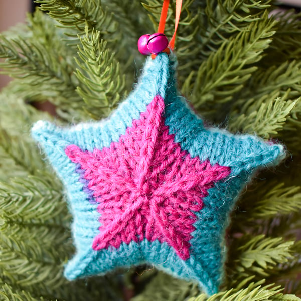 Hand knitted star - Christmas Decorations  - Multicolour