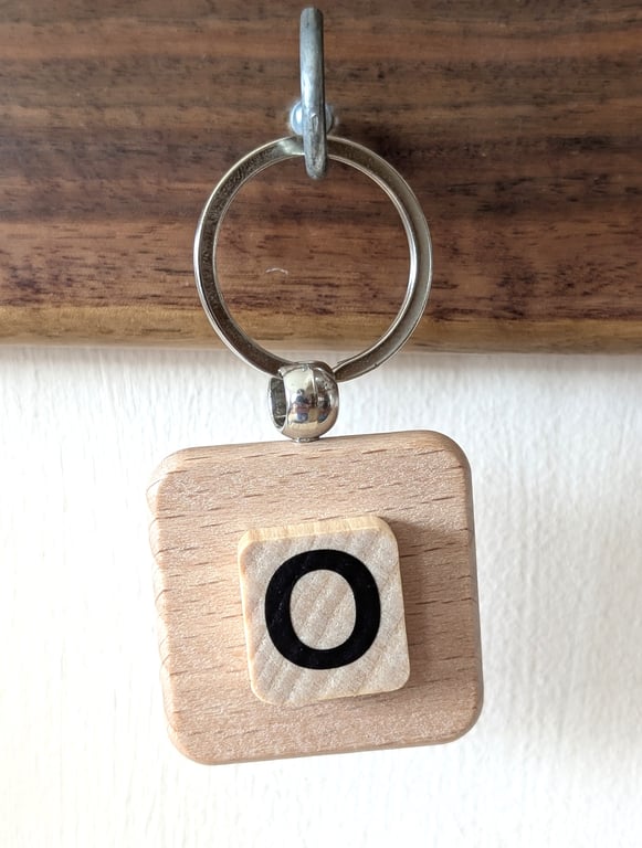 Alphabet letter tile wooden keyring - bagcharm - O